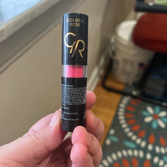 Pink Lipstick 133 Golden Rose - Picture 1 of 6